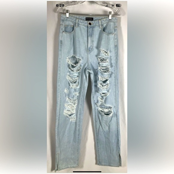 Pretty Little Thing Women’s Size 8 Wide Leg  Destroyed High Waist Jeans NWT - Picture 1 of 13
